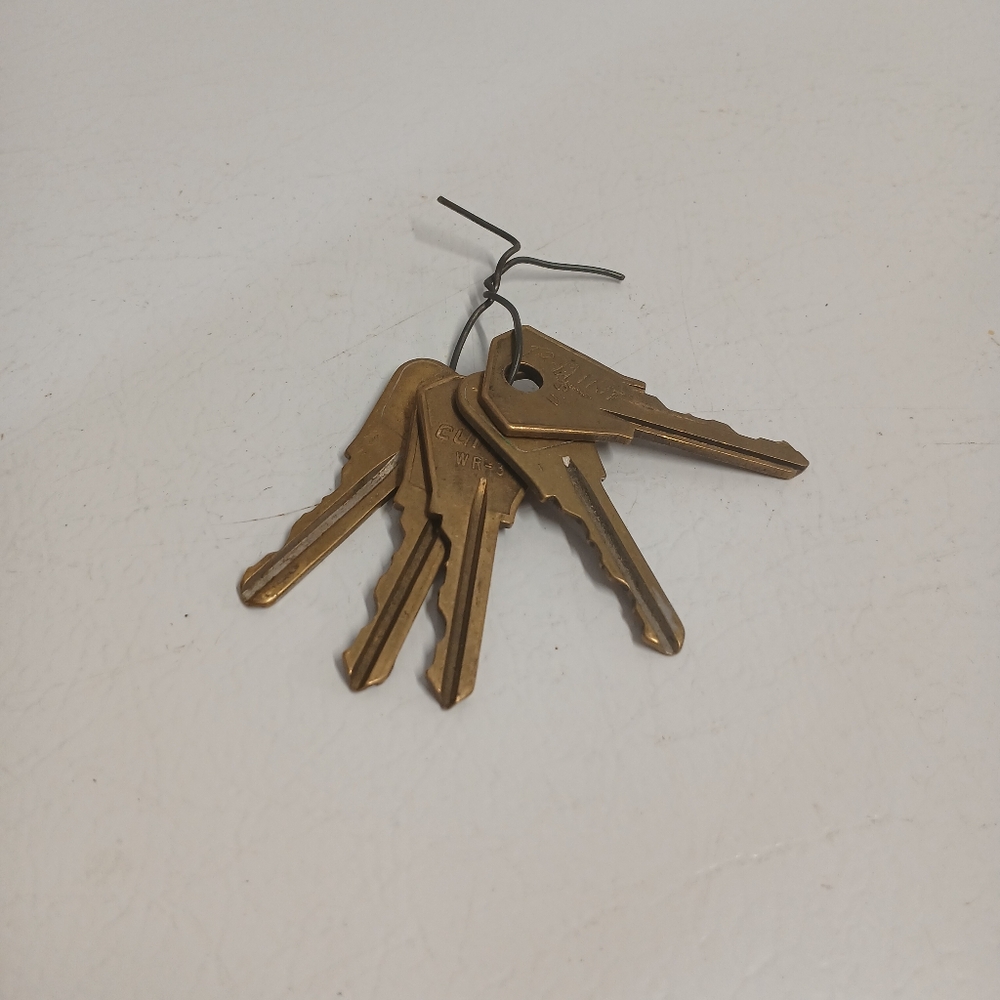 Vintage Brass Keys USA Curtis WR-3
